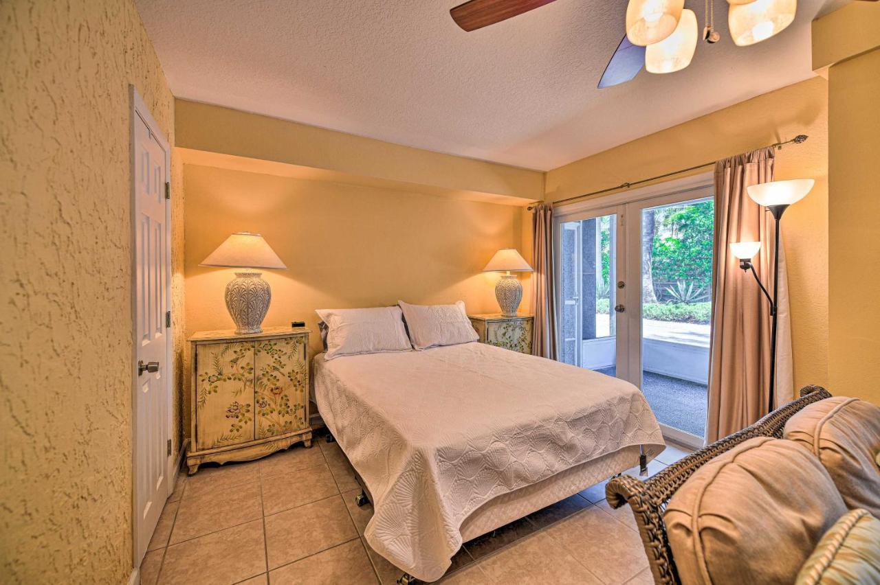Lido Key Hideout With Patio And Yard And Walk To Beach! Sarasota Esterno foto