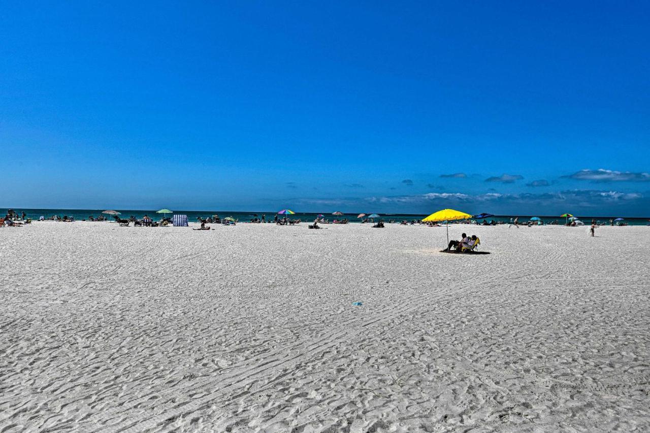 Lido Key Hideout With Patio And Yard And Walk To Beach! Sarasota Esterno foto