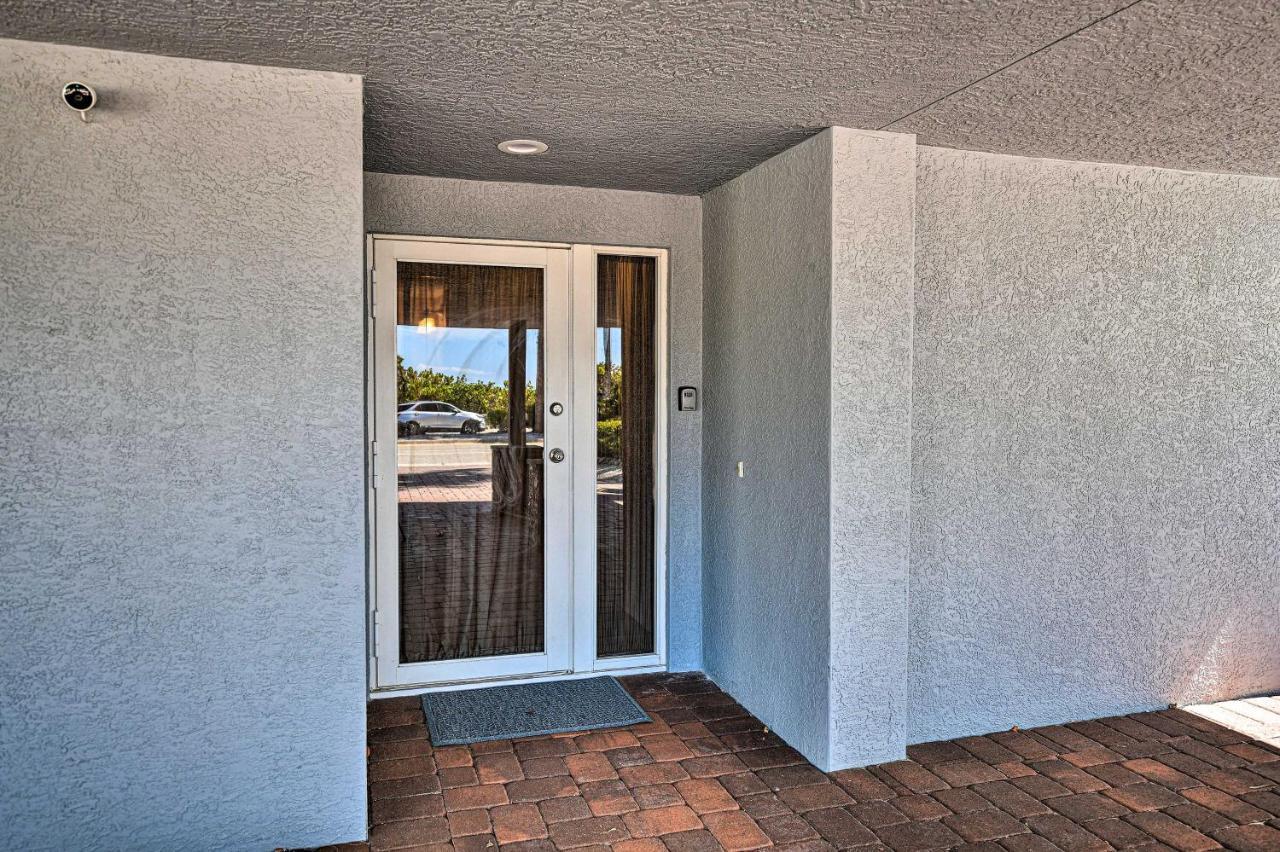 Lido Key Hideout With Patio And Yard And Walk To Beach! Sarasota Esterno foto